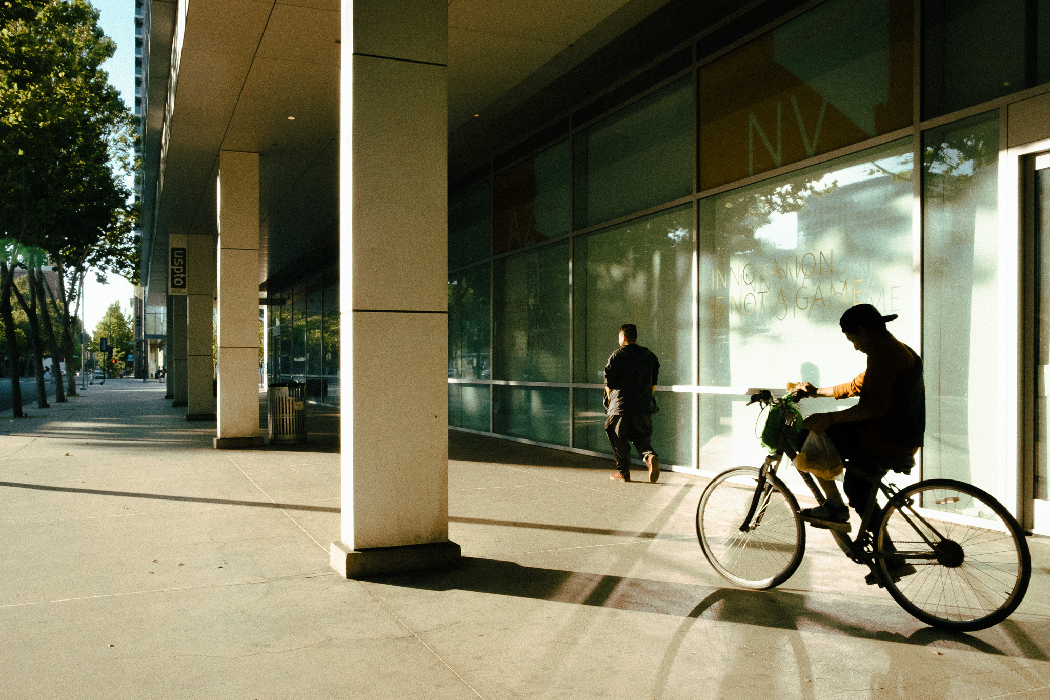 Street photography by Zhuang Liu